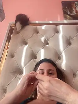 Flossy Vettie online show from October 23, 2025, 12:26 pm