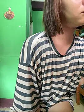 Snapshot of Ms_Nics chatting on February 10, 2025, 1:57 am Ms Nics online show from February 10, 2025, 1:57 am