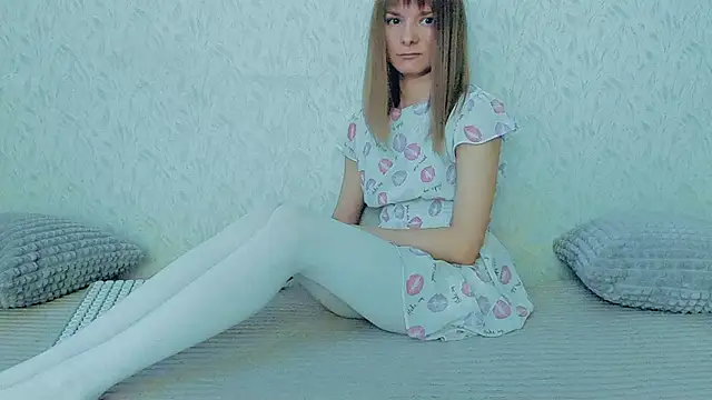 Snapshot of YourCaramel chatting on February 26, 2025, 4:41 am YourCaramel online show from February 26, 2025, 4:41 am