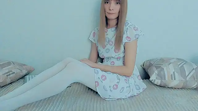 Snapshot of YourCaramel chatting on October 15, 2025, 6:44 am YourCaramel online show from October 15, 2025, 6:44 am