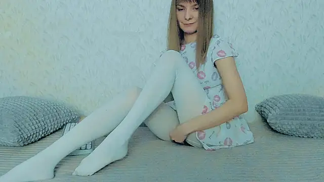 Snapshot of YourCaramel chatting on February 19, 2025, 11:49 am YourCaramel online show from February 19, 2025, 11:49 am