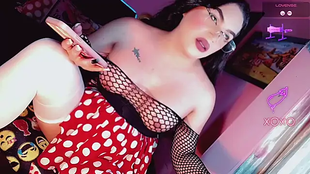hugecumshot23 online show from October 9, 2025, 10:27 am
