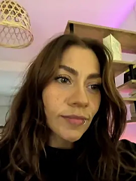 SamyJones9 online show from April 10, 2026, 10:28 pm