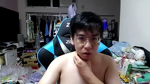 charlie xdd online show from May 8, 2026, 11:58 am