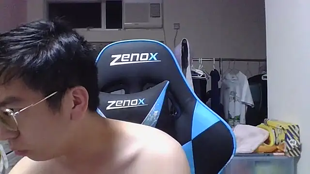 charlie xdd online show from October 17, 2025, 10:39 am