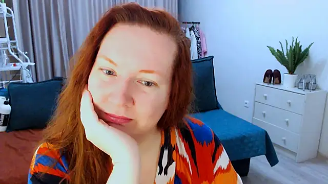 GoddessLara online show from October 22, 2025, 4:34 am