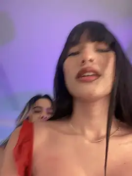 DulceLenns online show from March 7, 2025, 6:11 pm