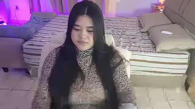 feluriana online show from April 28, 2026, 8:46 pm
