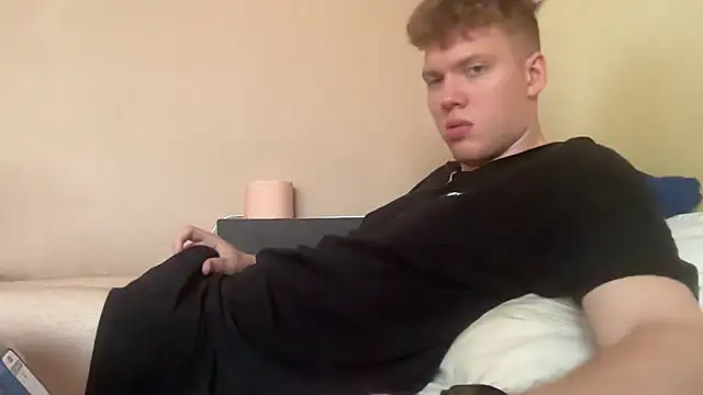 sexybooii6968 online show from May 9, 2026, 11:13 am