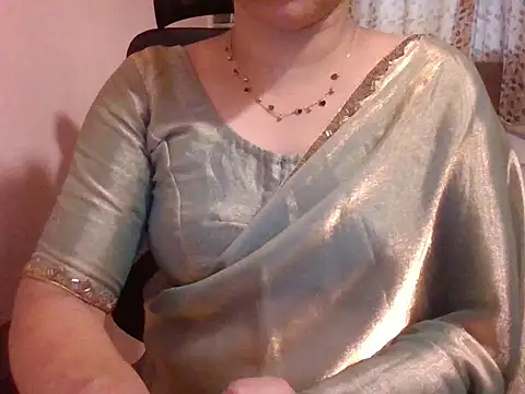 Snapshot of Pinky_4 chatting on May 17, 2026, 7:41 am Pinky 4 online show from May 17, 2026, 7:41 am
