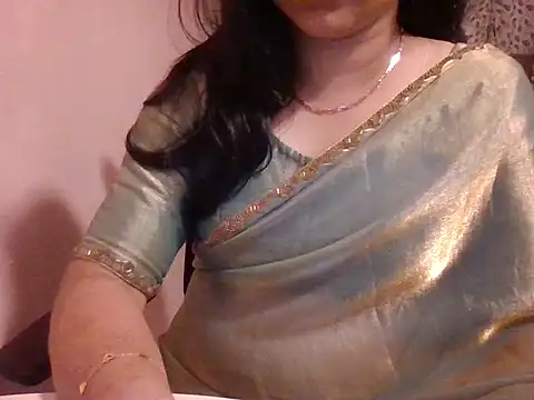 Snapshot of Pinky_4 chatting on May 2, 2026, 5:40 pm Pinky 4 online show from May 2, 2026, 5:40 pm