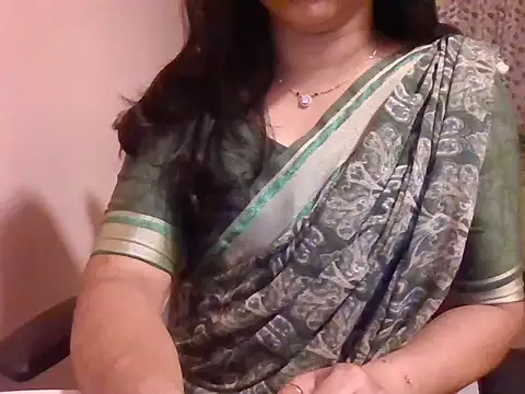 Snapshot of Pinky_4 chatting on May 31, 2026, 10:54 pm Pinky 4 online show from May 31, 2026, 10:54 pm