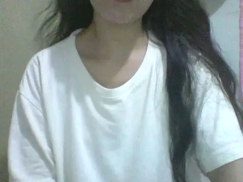 Snapshot of spankmybootyxxx chatting on November 1, 2025, 11:37 am spankmybootyxxx online show from November 1, 2025, 11:37 am