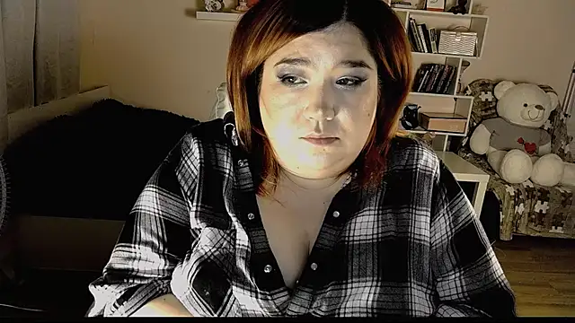 Snapshot of Vi-Vixen chatting on February 6, 2025, 11:48 pm Vi-Vixen online show from February 6, 2025, 11:48 pm
