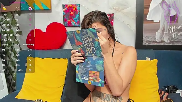 Snapshot of GabiMorgan chatting on October 9, 2025, 9:15 pm GabiMorgan online show from October 9, 2025, 9:15 pm