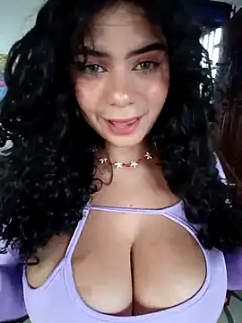 Snapshot of Simone_Miller chatting on February 28, 2026, 9:36 pm Simone Miller online show from February 28, 2026, 9:36 pm