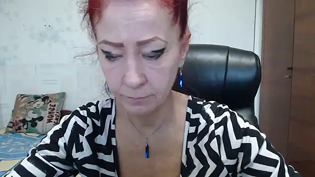 Snapshot of MilayaDFlow chatting on January 26, 2025, 1:36 pm MilayaDFlow online show from January 26, 2025, 1:36 pm