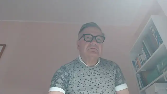 YOU6me online show from June 5, 2026, 6:52 am