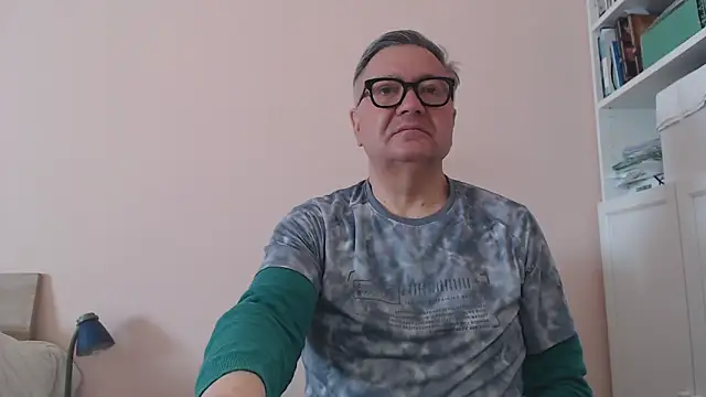 YOU6me online show from May 20, 2026, 6:43 am