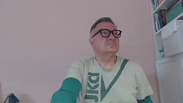 YOU6me online show from May 16, 2026, 7:40 am