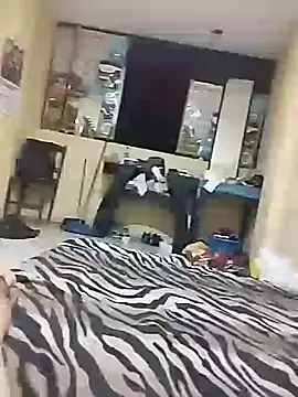 001HENRYAlejandro online show from February 3, 2026, 6:22 am