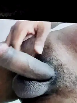 Cute boy 690 online show from January 9, 2025, 2:11 am