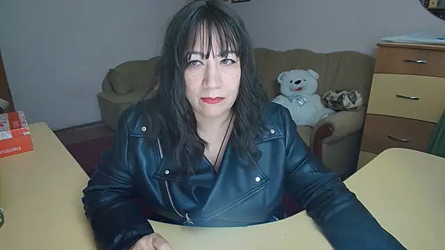 Snapshot of Lucretia_Goldi_ chatting on March 4, 2025, 5:34 pm Lucretia Goldi online show from March 4, 2025, 5:34 pm