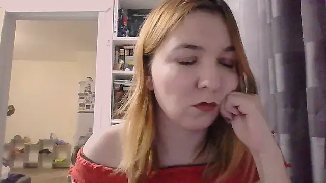 Snapshot of BrattyFoxyGirl chatting on November 27, 2025, 11:43 am BrattyFoxyGirl online show from November 27, 2025, 11:43 am