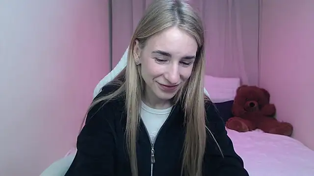 Snapshot of DeboraHorny chatting on April 25, 2026, 6:38 am DeboraHorny online show from April 25, 2026, 6:38 am