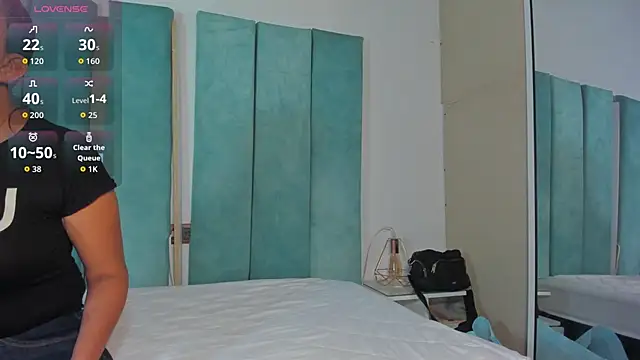 Snapshot of Keyla_Milf chatting on February 4, 2026, 9:59 am Keyla Milf online show from February 4, 2026, 9:59 am