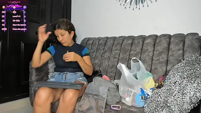 Keyla Milf online show from October 1, 2025, 2:49 am