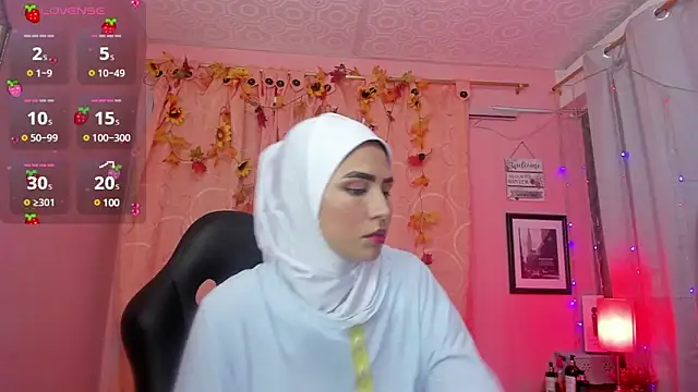 DarshaKhemu online show from February 13, 2025, 8:55 pm