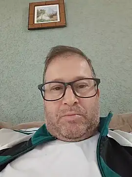 tavio1 online show from May 30, 2026, 8:03 pm