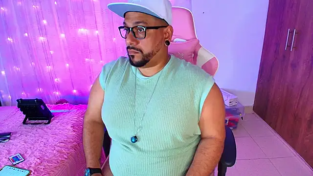 Snapshot of jacoob_woods chatting on February 25, 2025, 7:49 pm jacoob woods online show from February 25, 2025, 7:49 pm