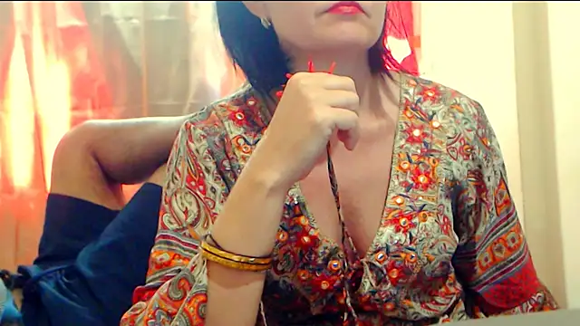 Snapshot of FUN4TIPS chatting on December 18, 2025, 8:41 am FUN4TIPS online show from December 18, 2025, 8:41 am