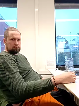 Tj1sen online show from January 8, 2025, 2:46 pm