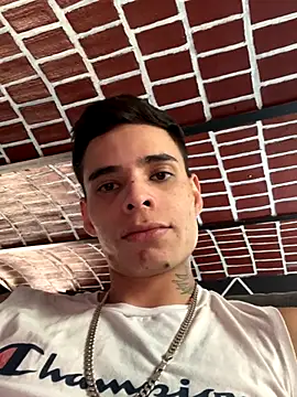 brianor89 online show from November 18, 2025, 4:21 pm