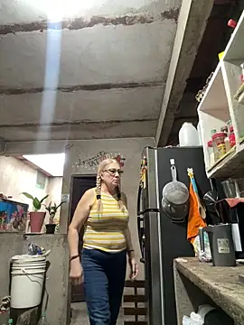 Sexytaty2022 online show from May 12, 2026, 12:22 pm