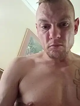 Xhotxdudexx online show from February 20, 2026, 6:37 am