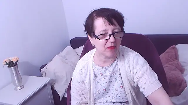 Snapshot of ChristaRose chatting on February 24, 2025, 12:30 am ChristaRose online show from February 24, 2025, 12:30 am