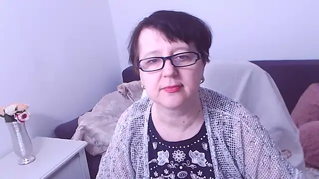Snapshot of ChristaRose chatting on February 14, 2025, 9:43 pm ChristaRose online show from February 14, 2025, 9:43 pm