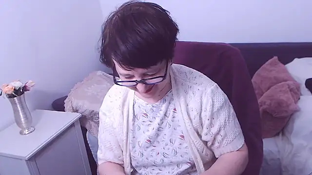 Snapshot of ChristaRose chatting on February 15, 2025, 7:50 pm ChristaRose online show from February 15, 2025, 7:50 pm