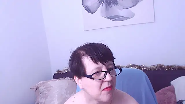 ChristaRose online show from December 13, 2025, 8:04 pm