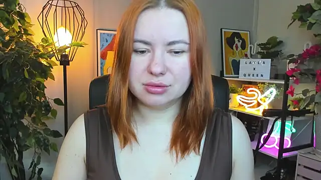 Snapshot of LAYLAxSTAR chatting on February 13, 2026, 7:19 am LAYLAxSTAR online show from February 13, 2026, 7:19 am