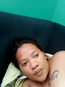 amariaxxx388 online show from October 23, 2025, 5:06 am