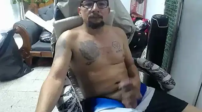 Snapshot of alexam_gal@xh chatting on February 21, 2025, 1:22 am alexam galxh online show from February 21, 2025, 1:22 am