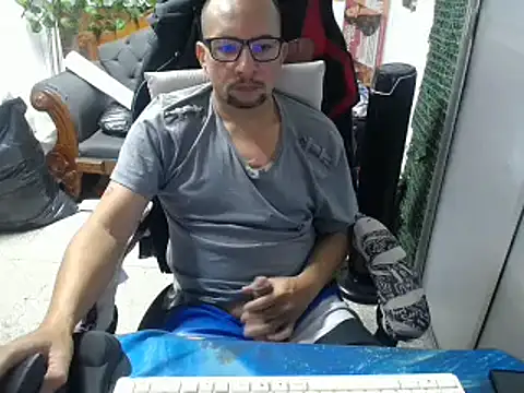 Snapshot of alexam_gal@xh chatting on February 28, 2025, 5:37 pm alexam galxh online show from February 28, 2025, 5:37 pm