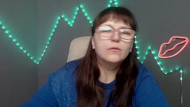 Snapshot of AliceInksSweetty chatting on March 1, 2026, 7:08 am AliceInksSweetty online show from March 1, 2026, 7:08 am