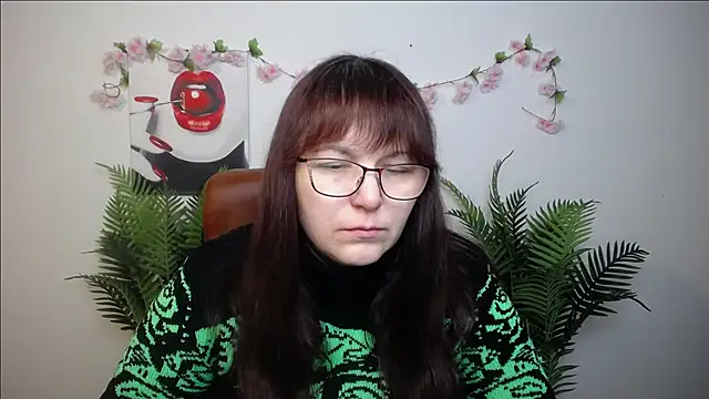 Snapshot of AliceInksSweetty chatting on February 7, 2026, 7:05 am AliceInksSweetty online show from February 7, 2026, 7:05 am