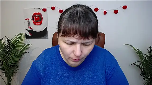 Snapshot of AliceInksSweetty chatting on February 20, 2026, 6:59 am AliceInksSweetty online show from February 20, 2026, 6:59 am